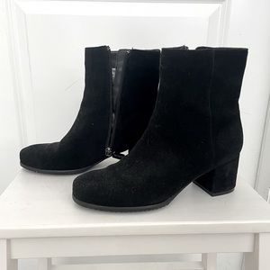 Blondo Water resistant boots
